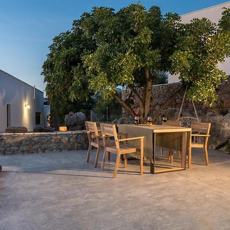 Casatino Villas Kalianeika Exterior foto